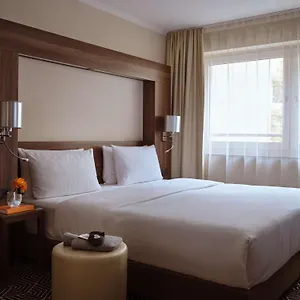 flemings-deluxe-hotel-frankfurt-main-riverside.frankfurtammainhotels.com/